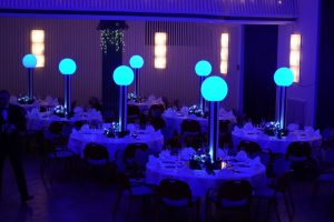 Magische Akzente mit LED-Dekoration für Hochzeiten